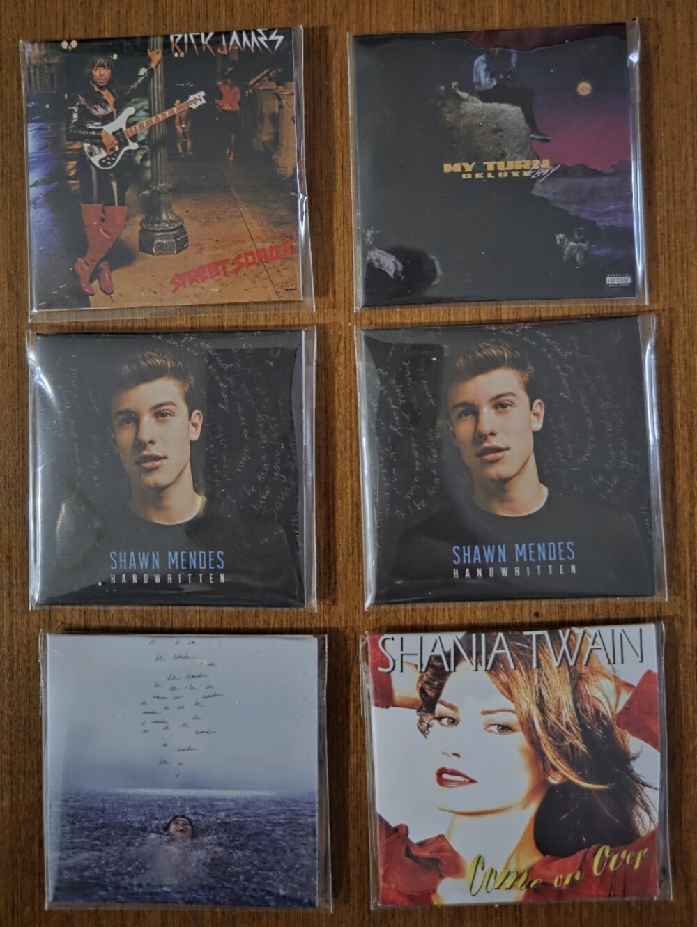 Zuru Mini Brands Vinyl - Lil Baby, Rick James, Shawn Mendes, & Shania Twain